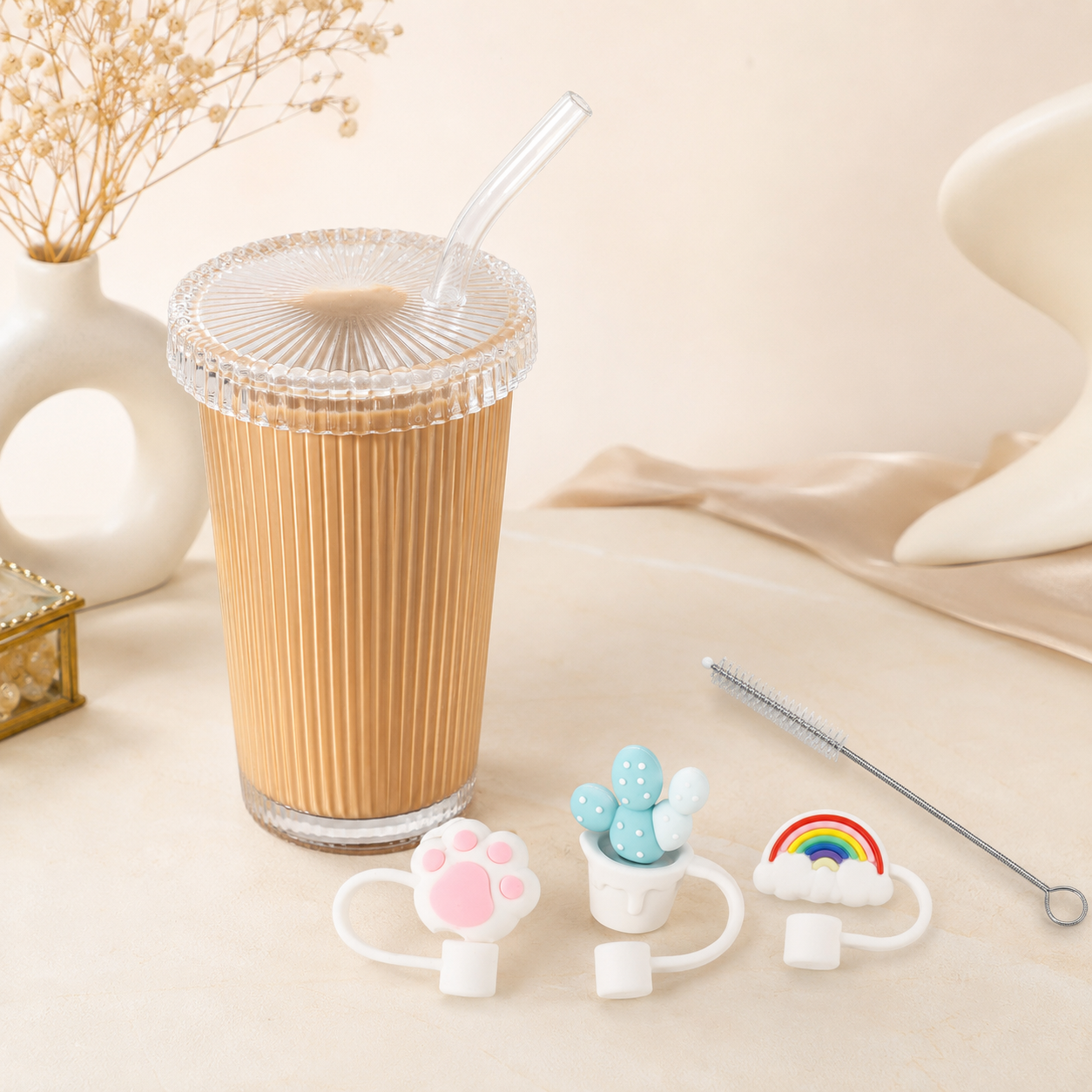 Ribbed Glass Tumbler with Straw 375 ml